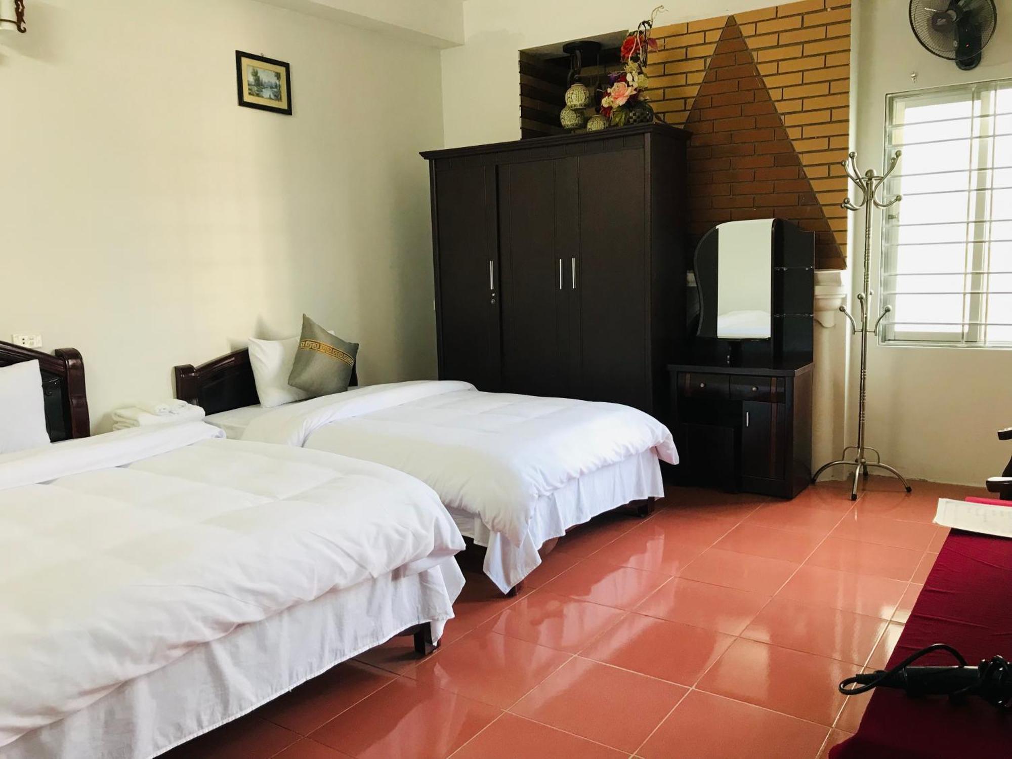 Anh Anh Hotel Bac Ha  Eksteriør bilde