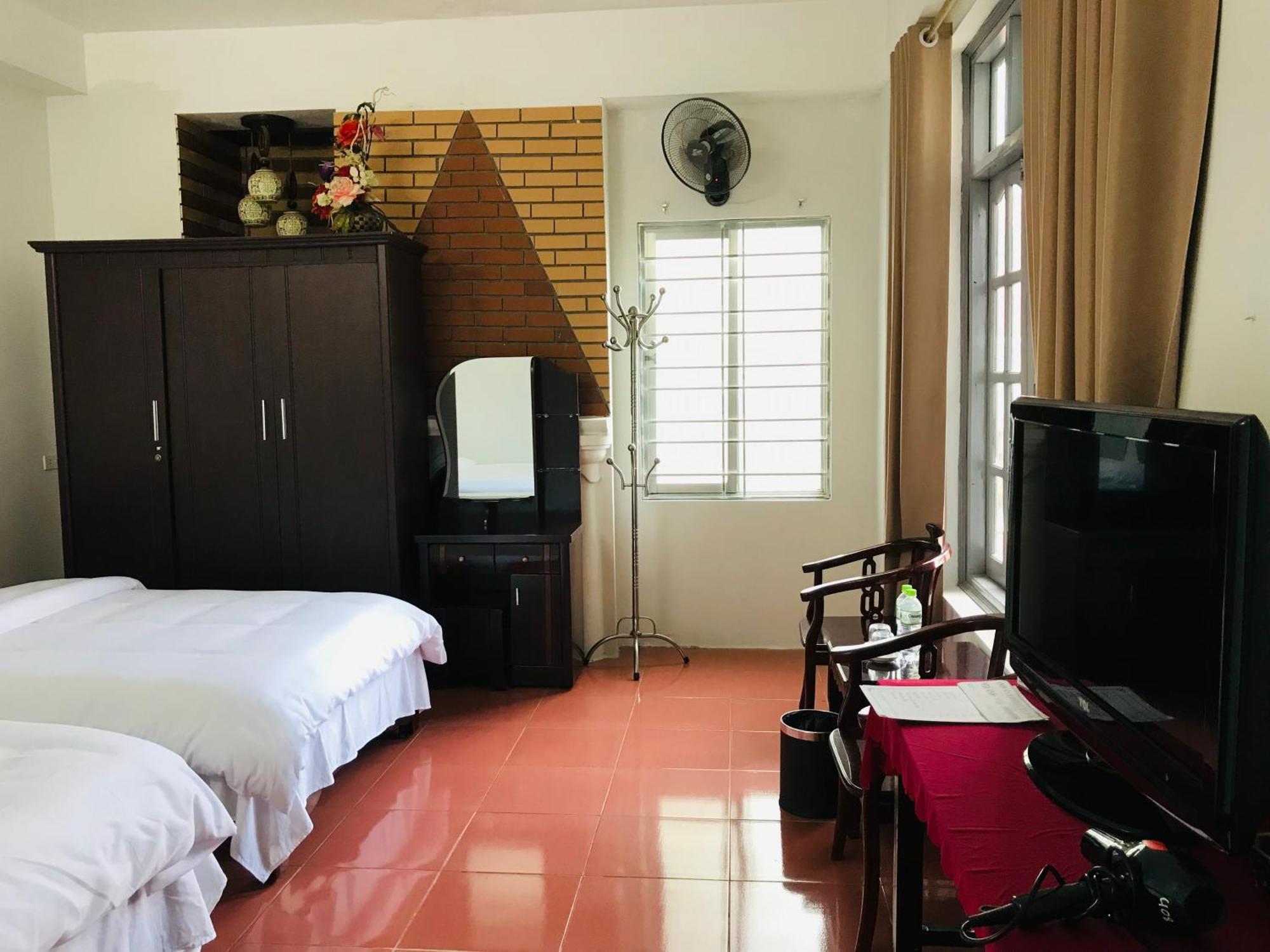 Anh Anh Hotel Bac Ha  Eksteriør bilde
