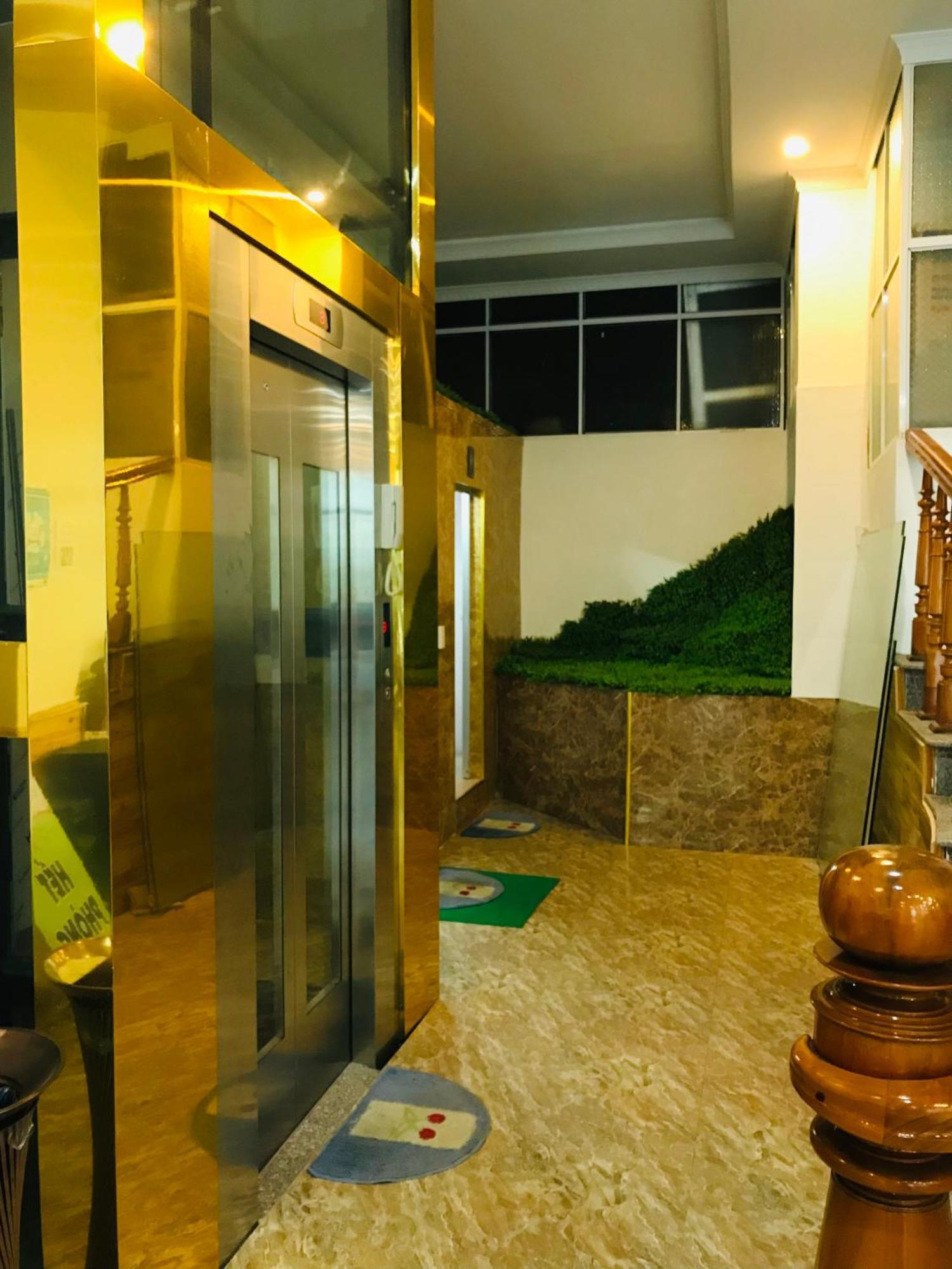 Anh Anh Hotel Bac Ha  Eksteriør bilde