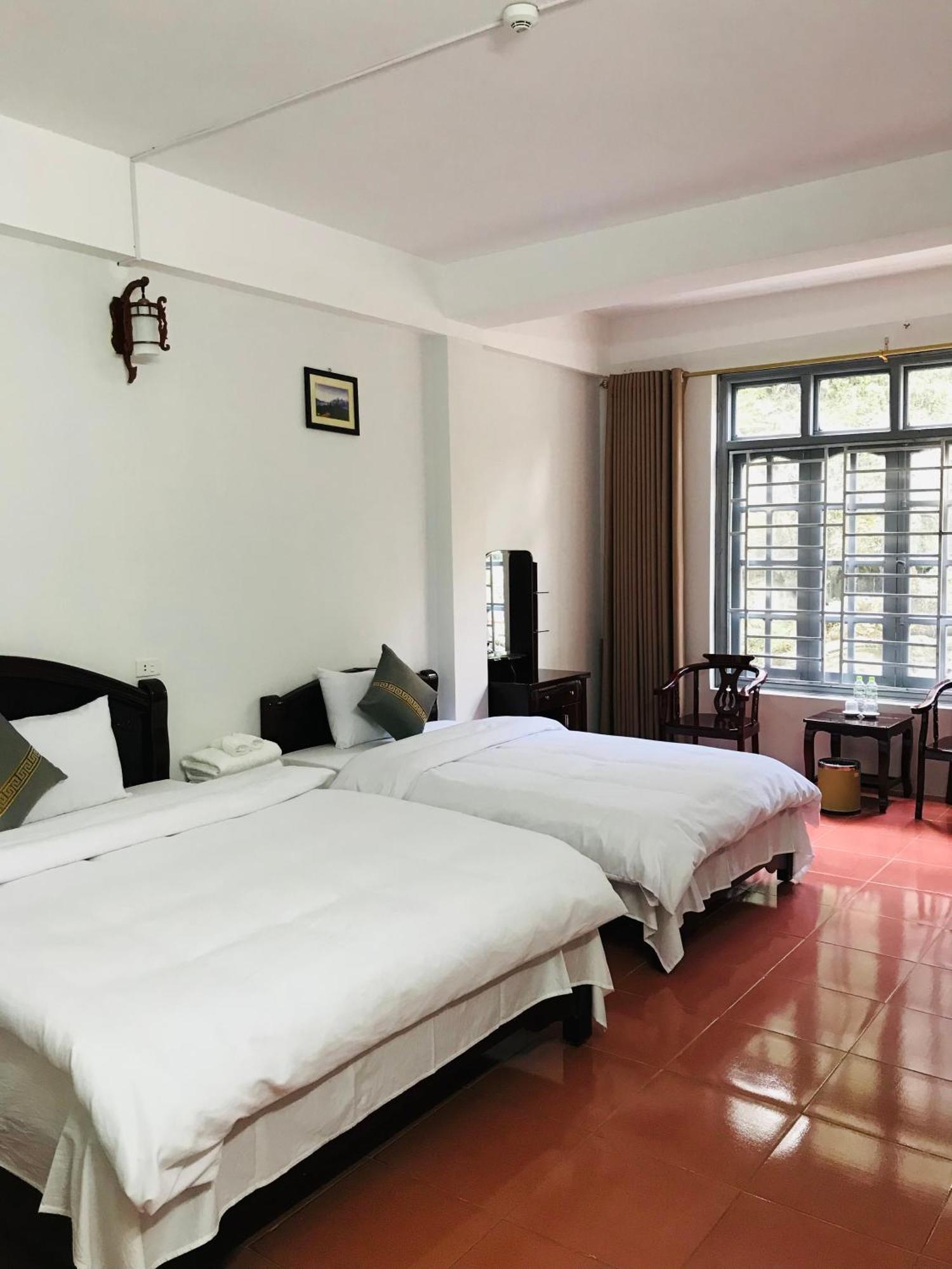 Anh Anh Hotel Bac Ha  Eksteriør bilde