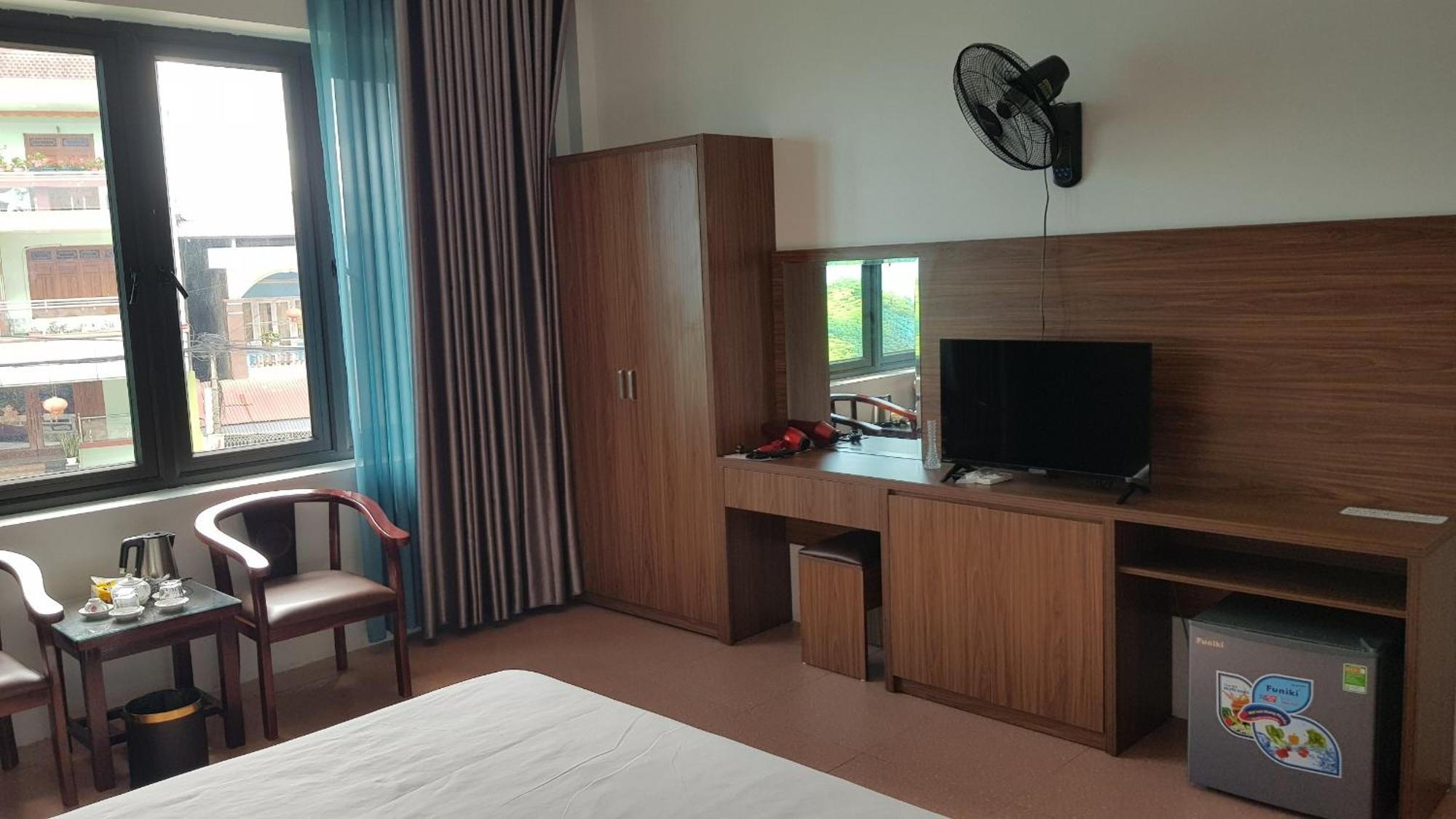Anh Anh Hotel Bac Ha  Eksteriør bilde