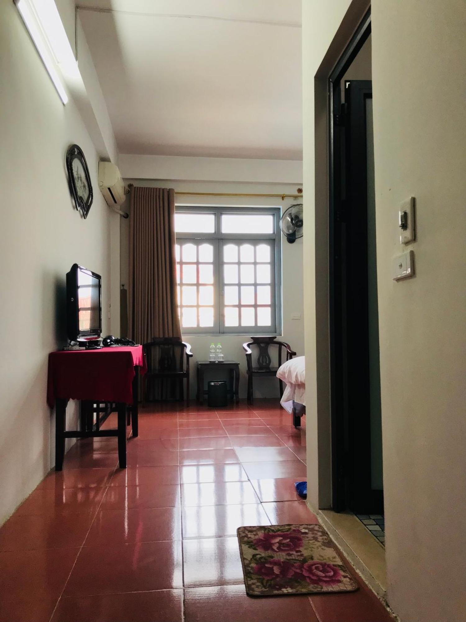 Anh Anh Hotel Bac Ha  Eksteriør bilde