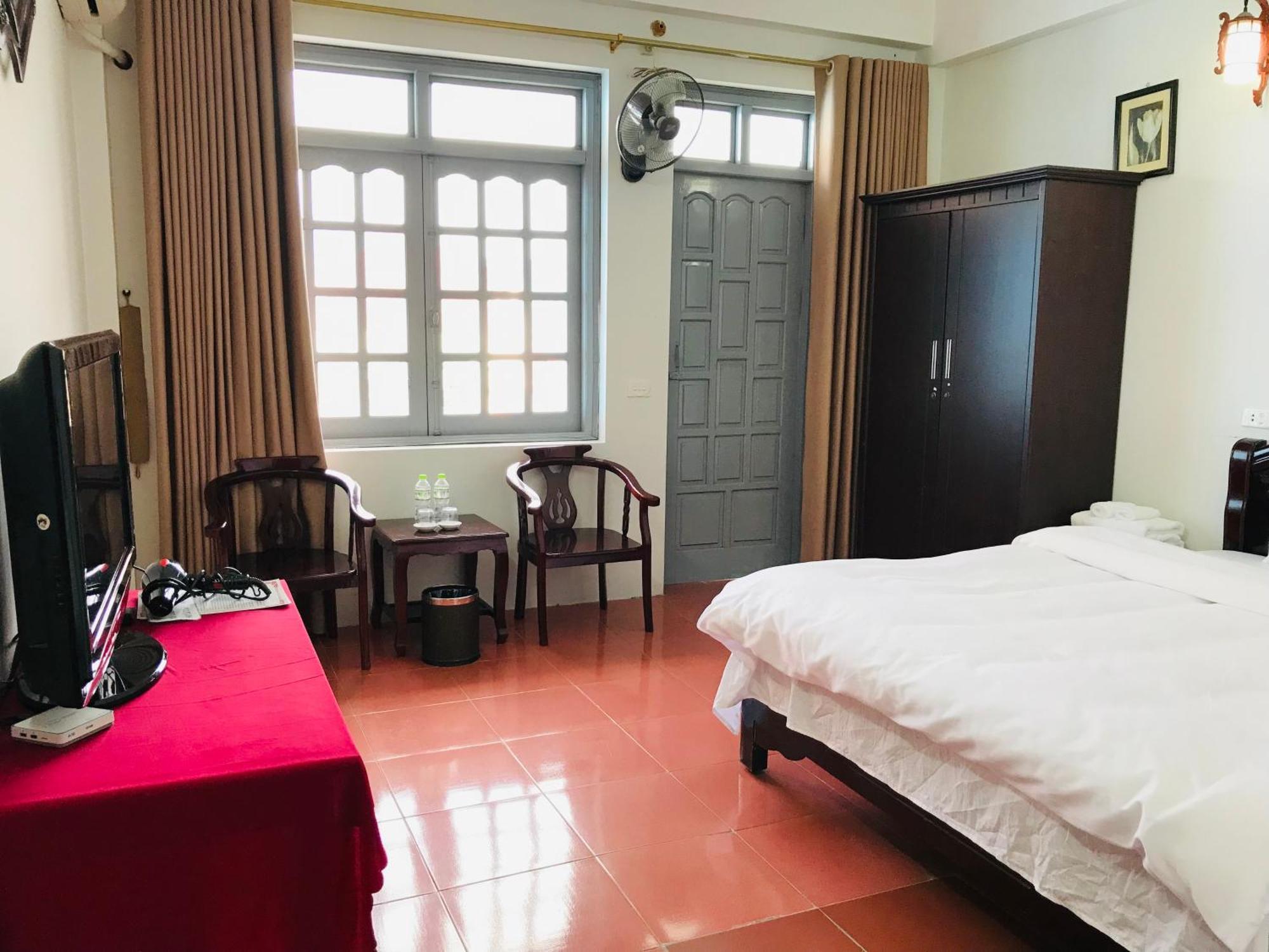 Anh Anh Hotel Bac Ha  Eksteriør bilde