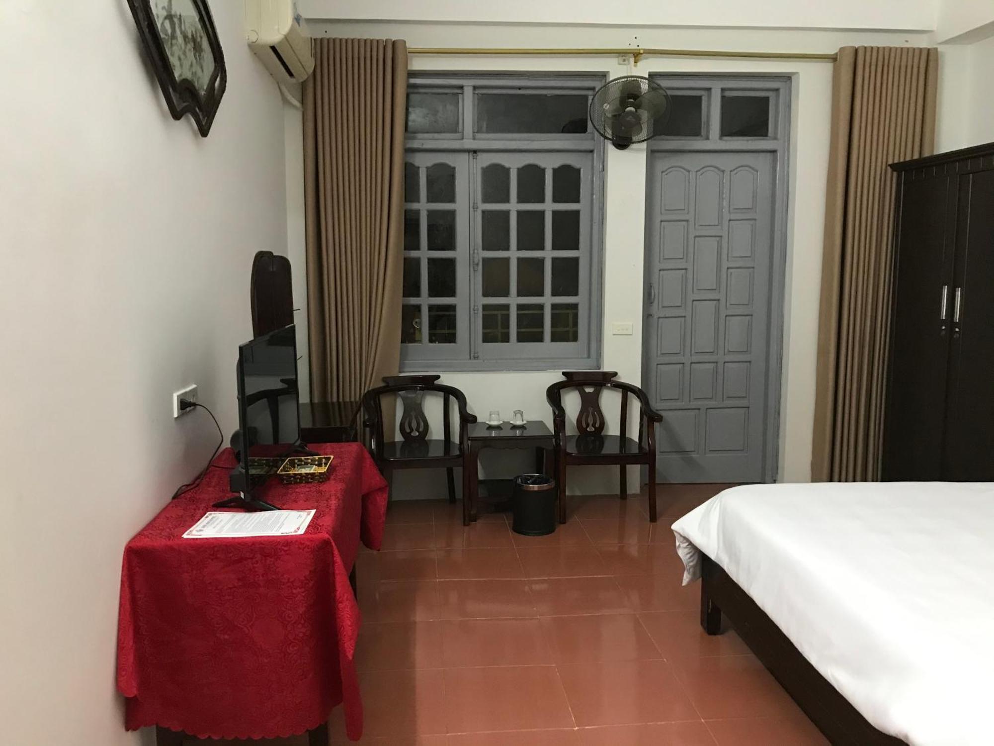 Anh Anh Hotel Bac Ha  Eksteriør bilde