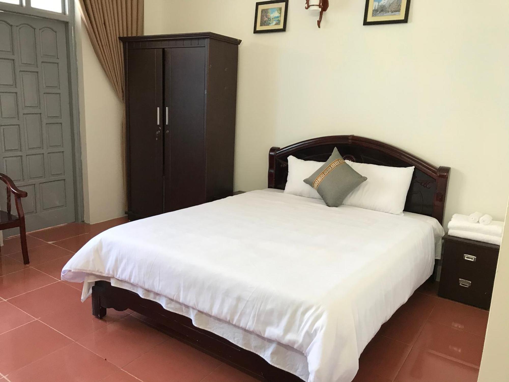 Anh Anh Hotel Bac Ha  Eksteriør bilde
