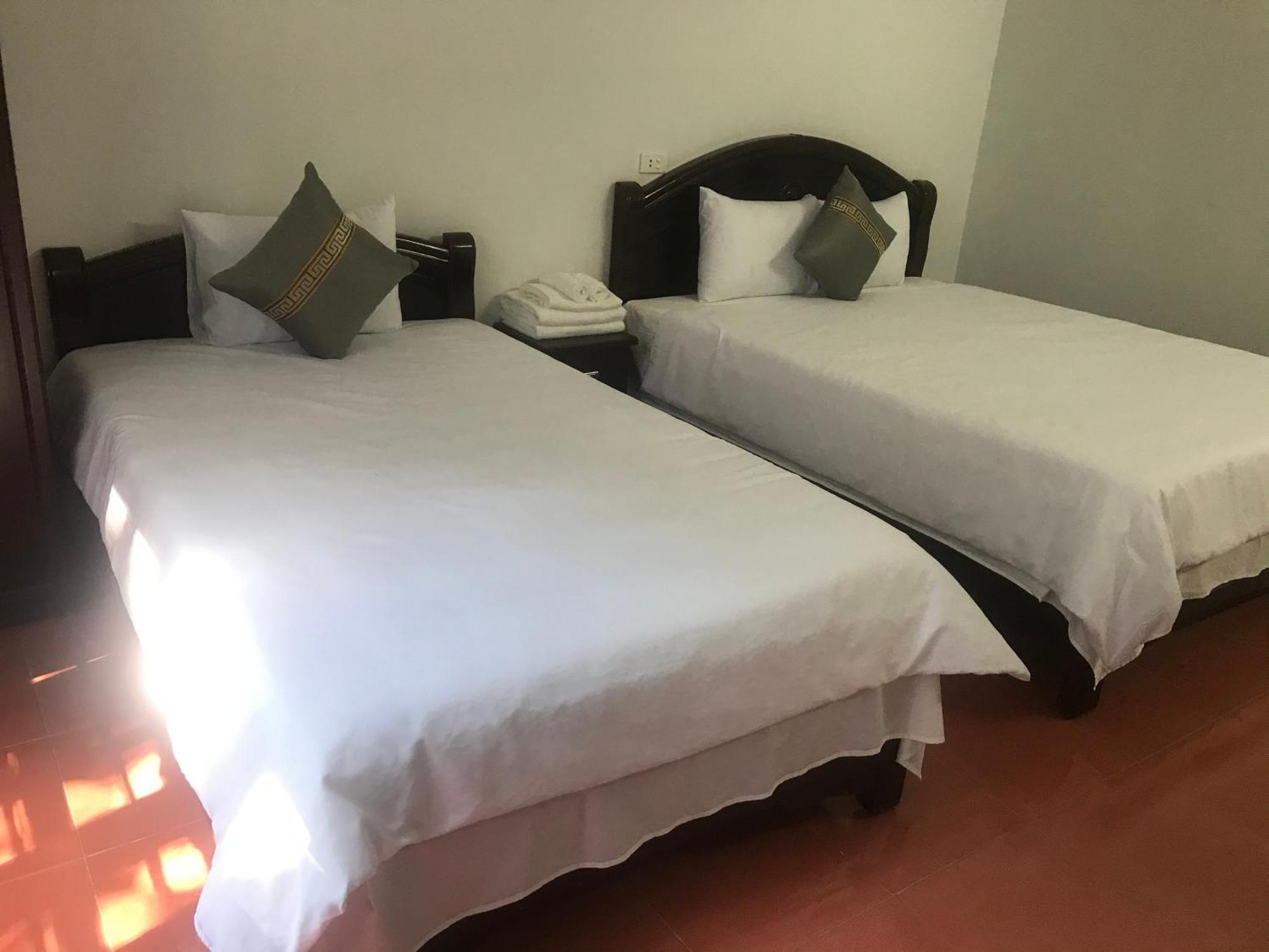 Anh Anh Hotel Bac Ha  Eksteriør bilde